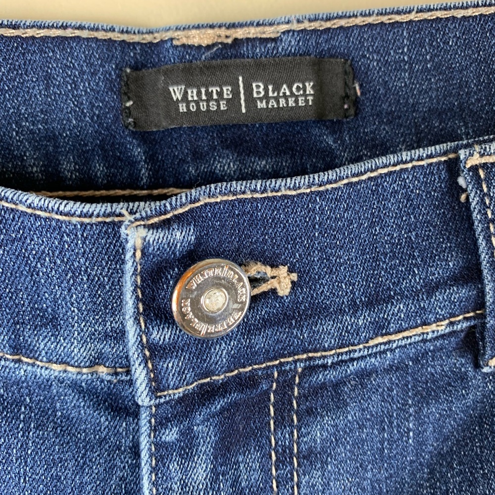 White House Black Market cropped “slim capris” - Picture 5 of 8
